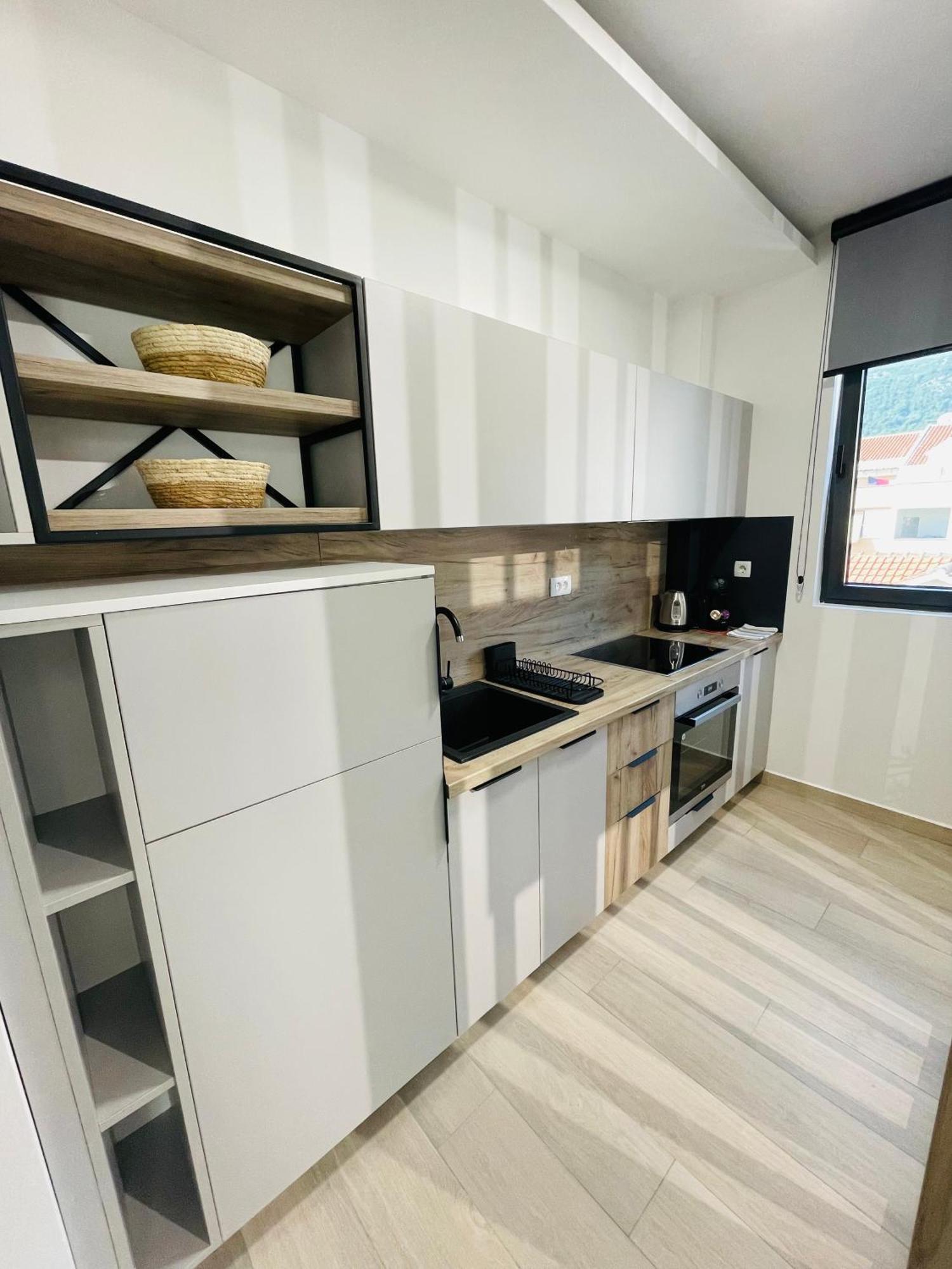 Dora Family Apartments ブドヴァ エクステリア 写真